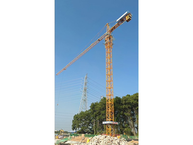 塔式起重机