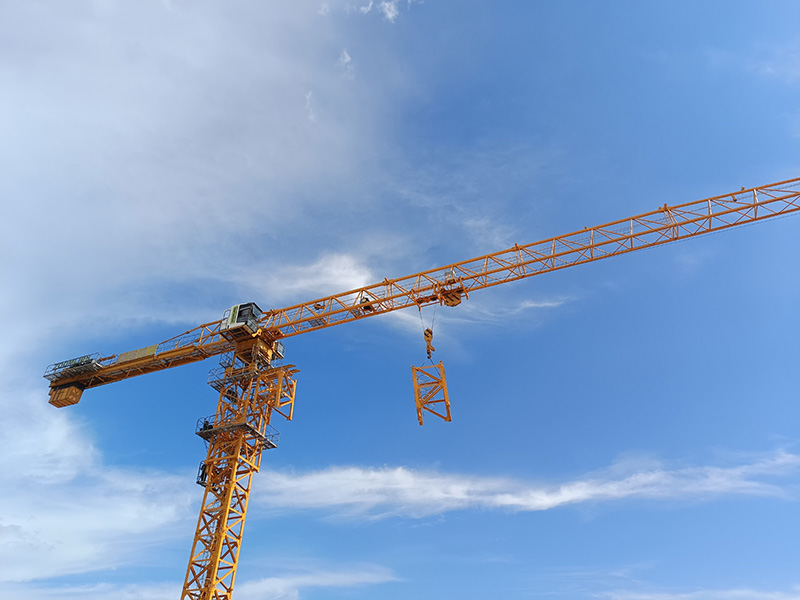 塔式起重机