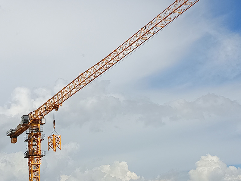 塔式起重机